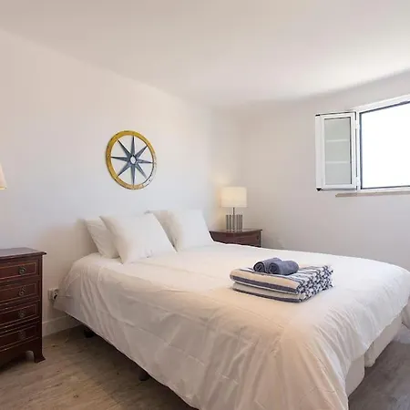 River View In Castelo Historic One Bedroom