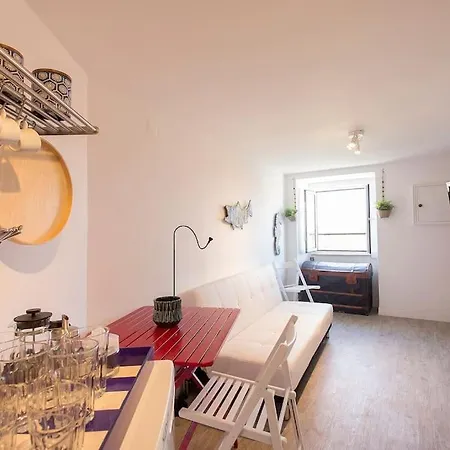 Διαμέρισμα River View In Castelo Historic One Bedroom *