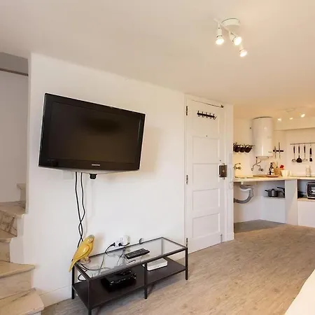 Apartamento River View In Castelo Historic One Bedroom *