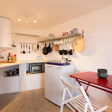 Apartamento River View In Castelo Historic One Bedroom Lisboa