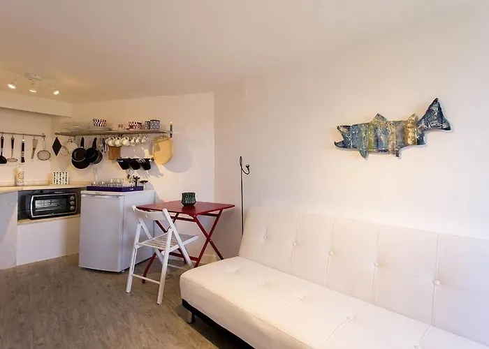 아파트 River View In Castelo Historic One Bedroom